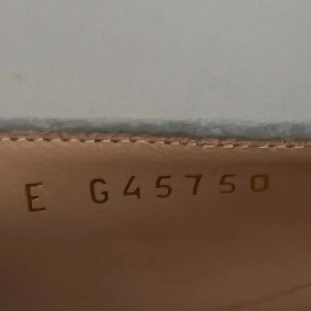 Chanel Velvet Ballet Flats Bow Métiers d'Art Size 38.5